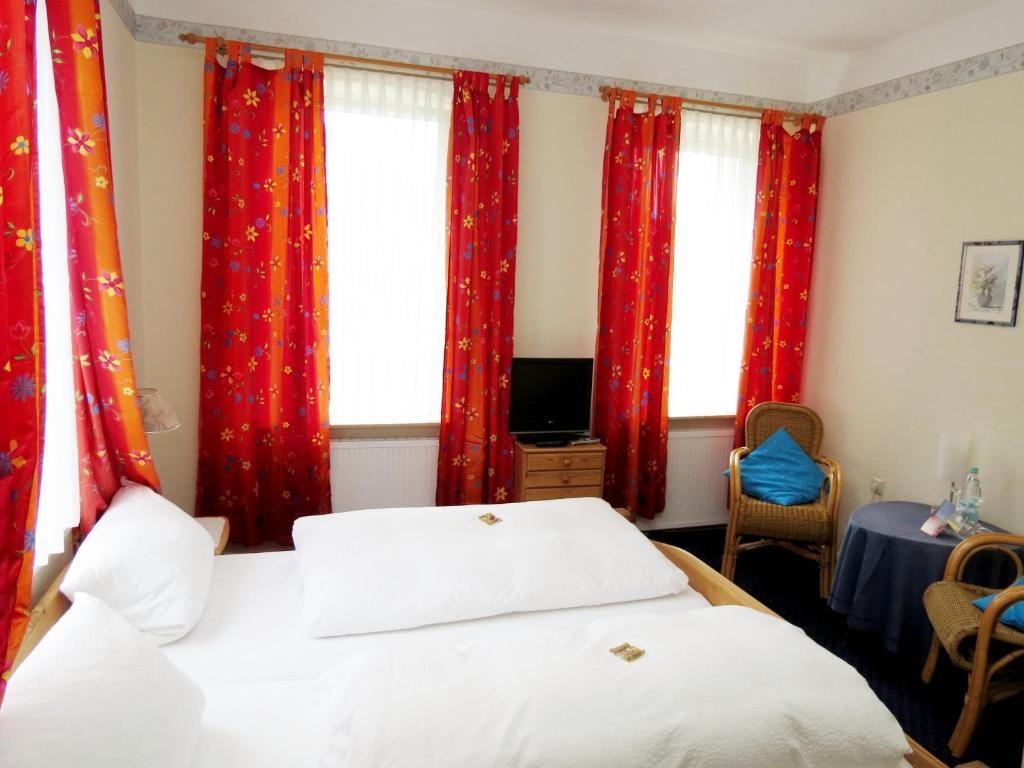 Hotel Waldschloesschen Plein Стая снимка